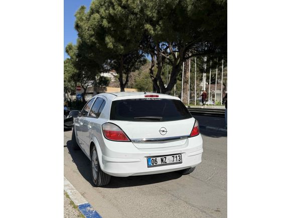 Memurdan Temiz Kullanılmış Opel Astra H
