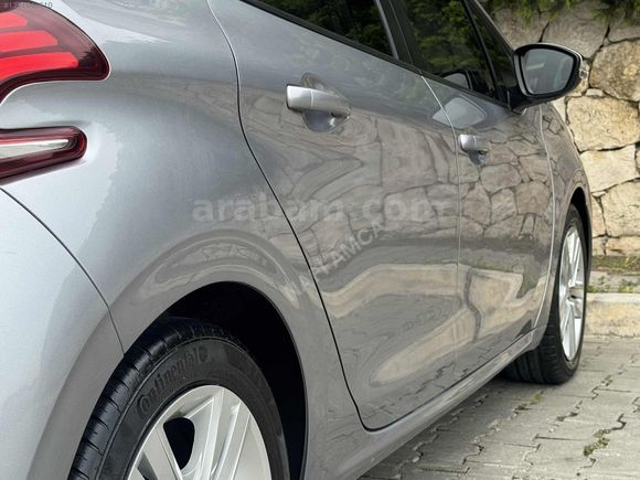 Galeriden Peugeot 208 1.5 BlueHDi Signature 2020 Model İzmir