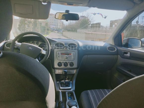 Sahibinden Düşük Km Temiz Ford Focus 1.6 Trend  2009 Model