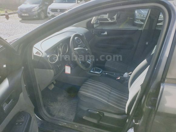 Sahibinden Düşük Km Temiz Ford Focus 1.6 Trend  2009 Model