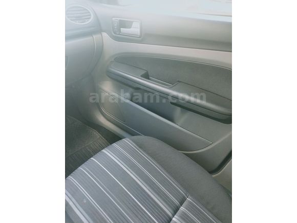 Sahibinden Düşük Km Temiz Ford Focus 1.6 Trend  2009 Model