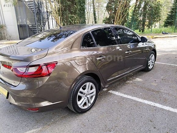 MANTARLI OTOMOTİVDEN RENAULT MEGANE 1.6 HATASIZ