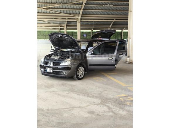 Sahibinden Renault Clio 1.4 Privilege 2002 Model  245.000 km Füme