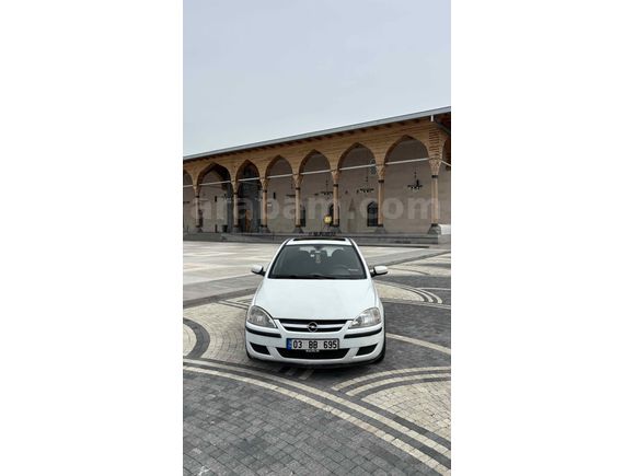 Sahibinden Opel Corsa 1.3 CDTI Enjoy 2005 Model  200.000 km Beyaz
