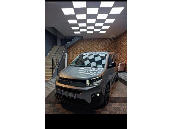 Sahibinden Citroen Berlingo 1.5 BlueHDI Shine 2024 Model  19.000 km Gri (Gümüş)