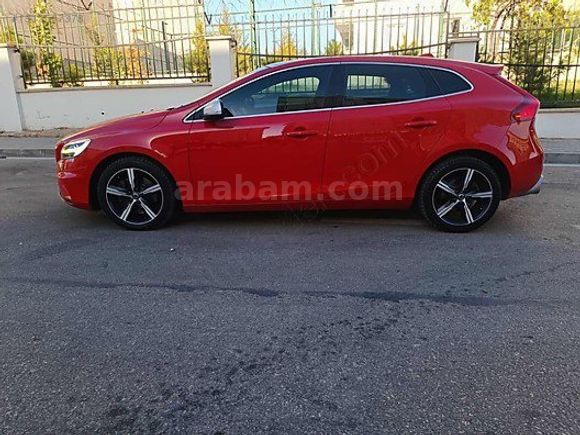 Volvo v40....