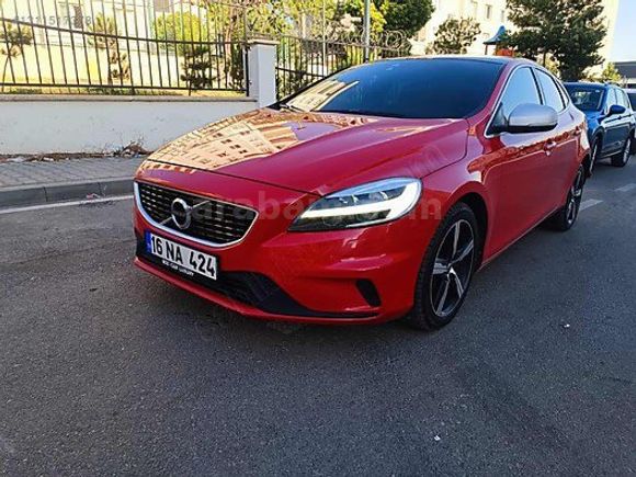 Volvo v40....