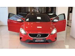 Volvo v40....