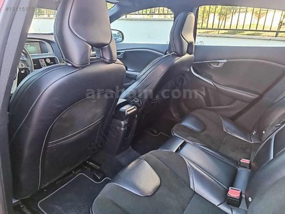 Volvo v40....
