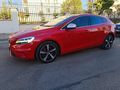 Volvo v40....