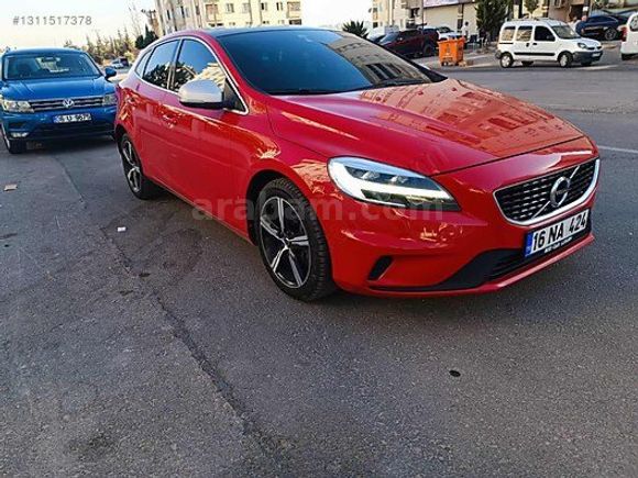 Volvo v40....