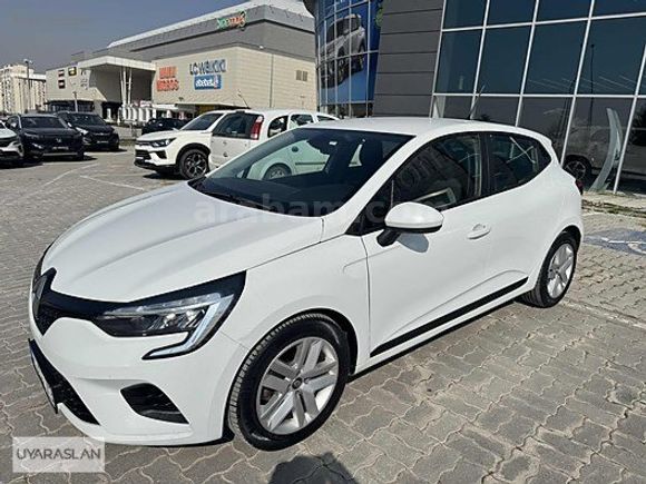 YETKİLİ BAYİ'DEN RENAULT CLIO 1.0 TCE JOY 90 HP