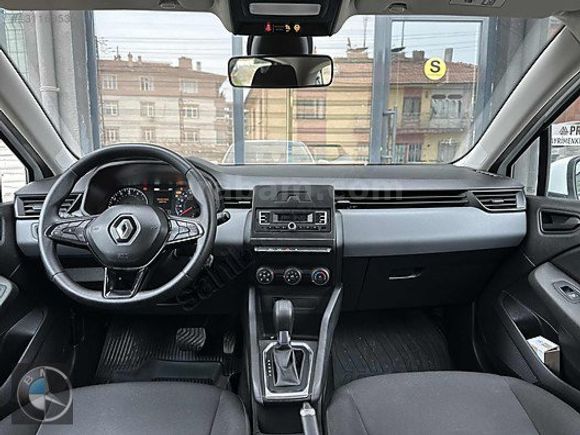 ŞEVİKLERDEN 2022 MODEL RENAULT CLİO 1.0 TCE OTOMATİK BOYASIZZ.