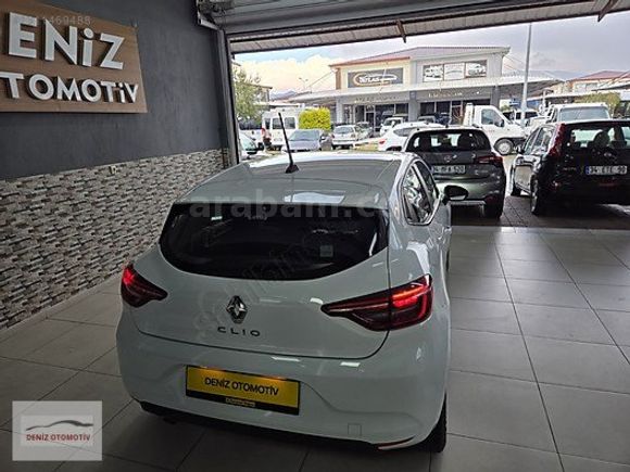 2022 MODEL OTOMATİK 1.0 TCE RENAULT CLİO