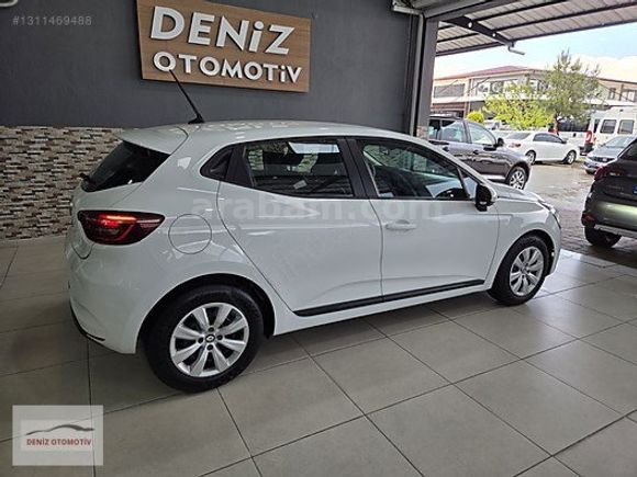 2022 MODEL OTOMATİK 1.0 TCE RENAULT CLİO