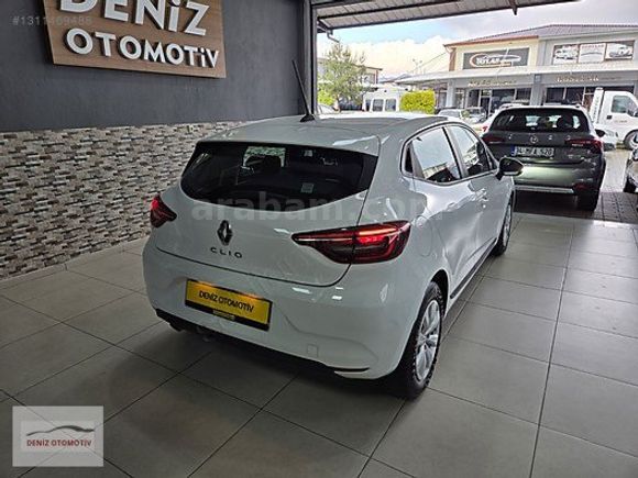 2022 MODEL OTOMATİK 1.0 TCE RENAULT CLİO