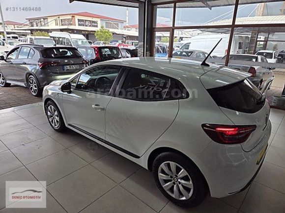 2022 MODEL OTOMATİK 1.0 TCE RENAULT CLİO