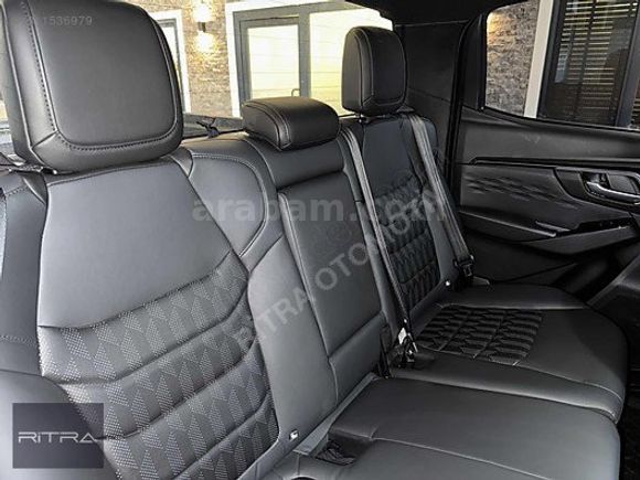 2025 ISUZU D-MAX 1.9D 4x4 V-CROSS / HATASIZ / %20 KDV'Lİ