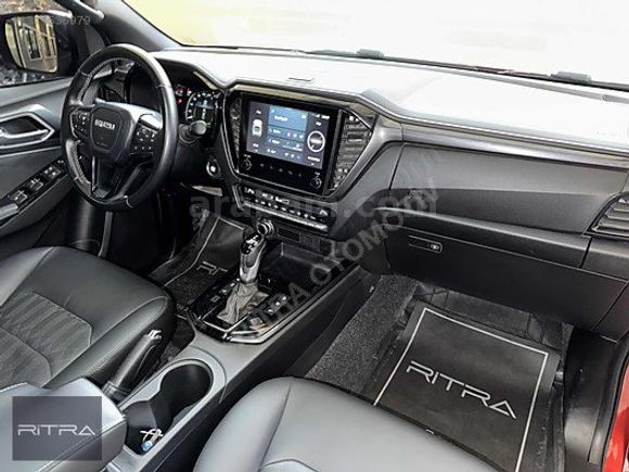 2025 ISUZU D-MAX 1.9D 4x4 V-CROSS / HATASIZ / %20 KDV'Lİ