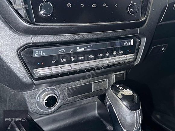 2025 ISUZU D-MAX 1.9D 4x4 V-CROSS / HATASIZ / %20 KDV'Lİ