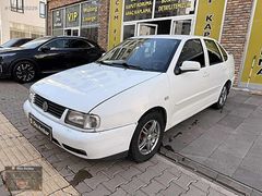 OTO AMBAR'DAN 2000 WV POLO SEDAN 1.6 100HP KLİMALI