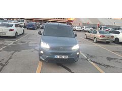 Sahibinden Peugeot Rifter 1.5 BlueHDI Allure 2025 Model