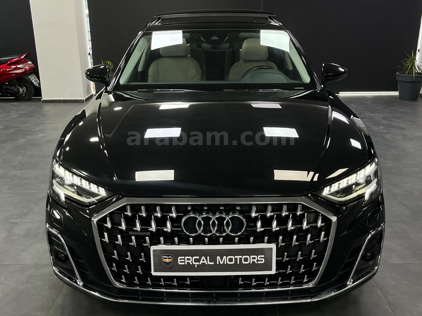 Galeriden Audi A8 50 TDI Quattro Long 2022 Model İstanbul 49.561 km Siyah 4