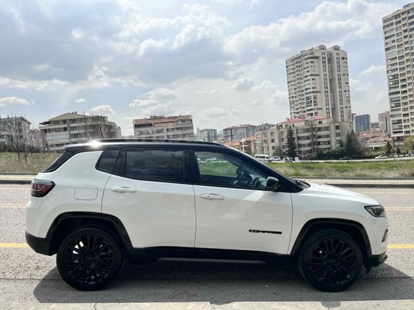 Sahibinden Jeep Compass 1.5 Hybrid S Limited 2023 Model 
