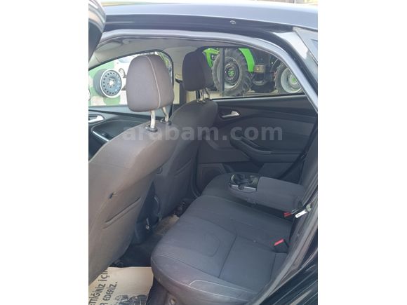 Galeriden Ford Focus 1.6 Ti-VCT Titanium 2012 Model Van