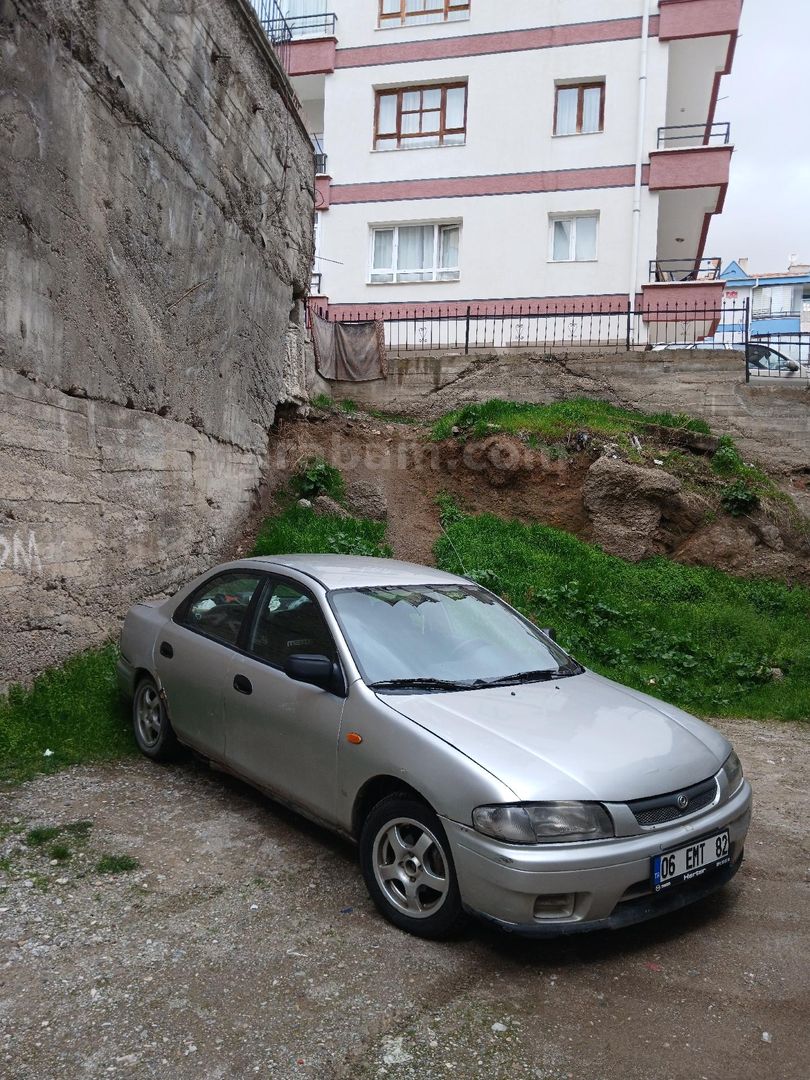 【323】まなっちょ 様 Sahibinden Mazda 323 1.5 GLX 1999 Model Gaziantep 333.000 km Beyaz
