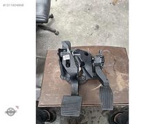 Fiat egea fren ve gaz pedalı 52025707