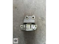 FİAT Egea 1.3 manuel motor kulağı sol 51983880