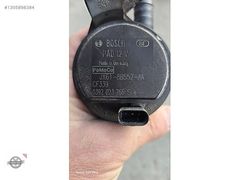 focus 4 yardımcı su pompası JX61 8B552 AA