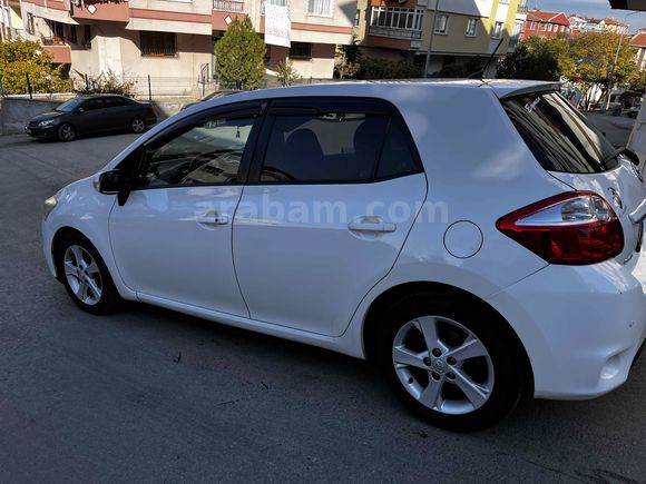 Sahibinden Toyota Auris 1.6 Elegant 2012 Model 