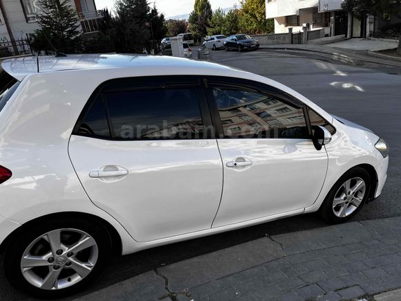 Sahibinden Toyota Auris 1.6 Elegant 2012 Model 