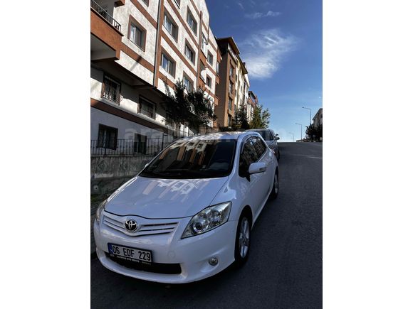 Sahibinden Toyota Auris 1.6 Elegant 2012 Model 