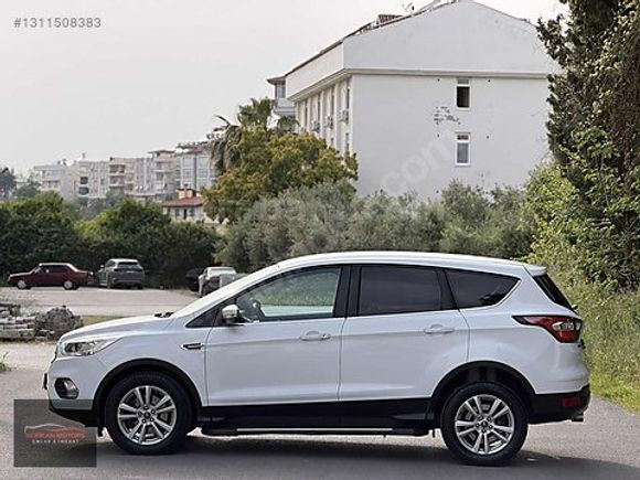 HÜRKAN MOTORS HATASIZ-BOYASIZ-DEĞİŞENSİZ-TRAMERSİZ 2018FORD KUGA