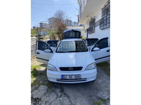 MEMURDAN TERTEMiZ 95.000 de HATASIZ BOYASIZ OPEL ASTRA 1.4  CLASSİC TWİNPORT