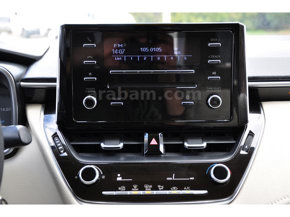 BİLENLER OTO'DAN 2019 COROLLA TEMİZ DÜŞÜK KM'Lİ YAKIT CİMRİSİ