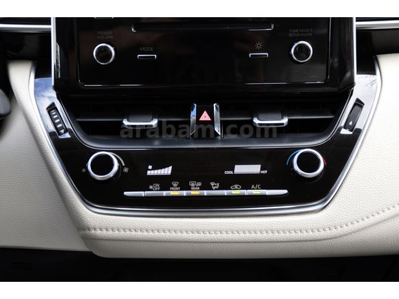 BİLENLER OTO'DAN 2019 COROLLA TEMİZ DÜŞÜK KM'Lİ YAKIT CİMRİSİ