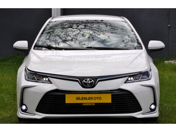 BİLENLER OTO'DAN 2019 COROLLA TEMİZ DÜŞÜK KM'Lİ YAKIT CİMRİSİ