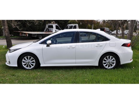 BİLENLER OTO'DAN 2019 COROLLA TEMİZ DÜŞÜK KM'Lİ YAKIT CİMRİSİ