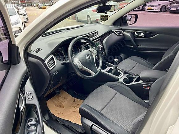 2015 KAŞKAYİ 1.5DCİ TEKNA SKYPACK CAMTAVANLI 172000km DE
