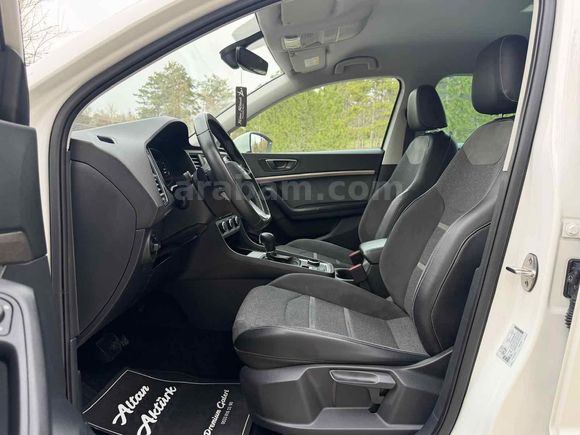 BOYASIZ 2023 MODEL SEAT ATECA 1.5 EcoTSI XPERİENCE DSG