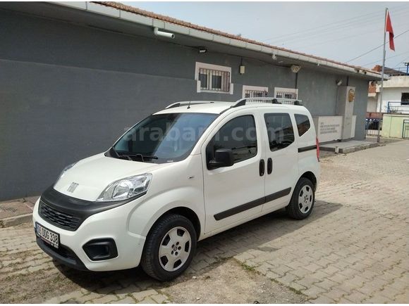 Sahibinden Fiat Fiorino Combi 1.4 Fire Pop 2022 Model 