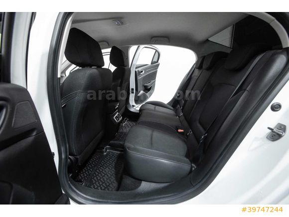 YARDIMCAR RENAULT MEGANE 2024 JOY COMFORT EDC