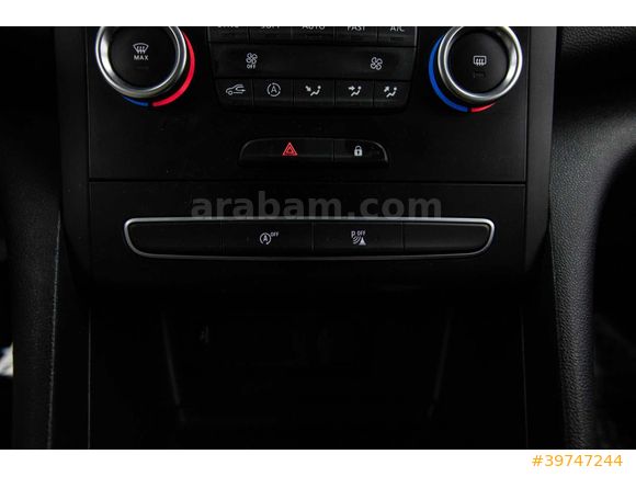 YARDIMCAR RENAULT MEGANE 2024 JOY COMFORT EDC