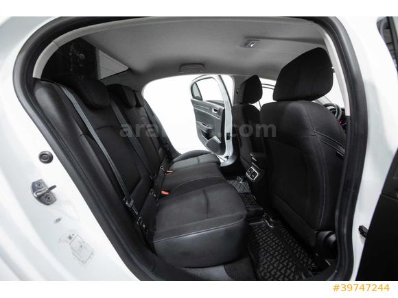 YARDIMCAR RENAULT MEGANE 2024 JOY COMFORT EDC