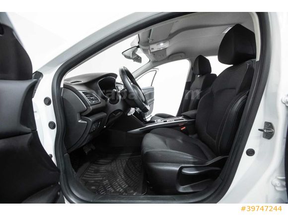 YARDIMCAR RENAULT MEGANE 2024 JOY COMFORT EDC