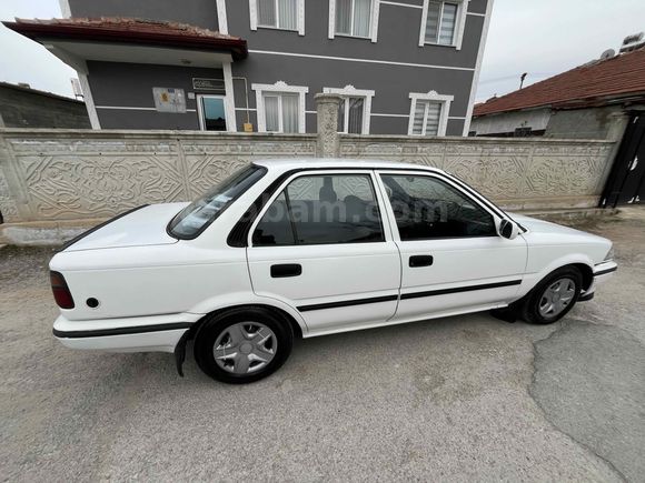 Sahibinden Toyota Corolla 1.6 XL 1990 Model 